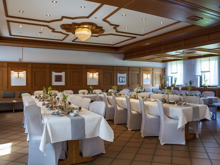Festsaal im Landgasthof Seerose, ideal für Hochzeiten und Feiern